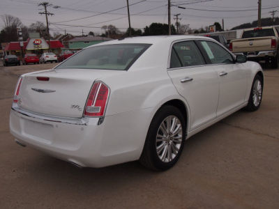 2012 Chrysler 300C  Base