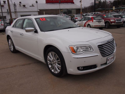 2012 Chrysler 300C  Base