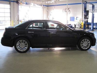 2013 Chrysler 300C  Base