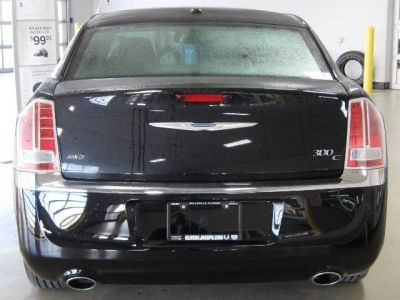 2013 Chrysler 300C  Base