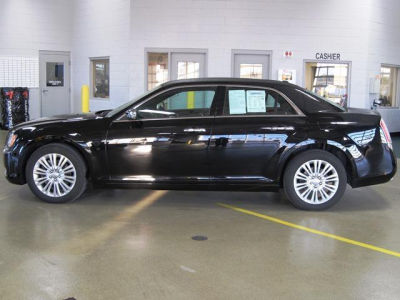 2013 Chrysler 300C  Base