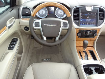 2013 Chrysler 300C