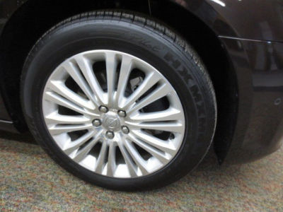2012 Chrysler 300C  Luxury Series