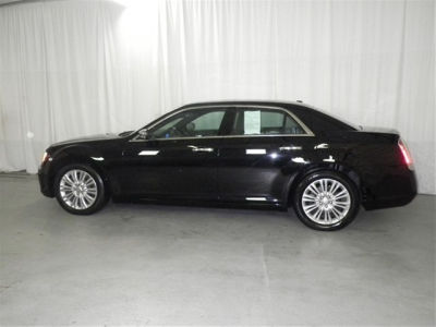 2012 Chrysler 300C  Base