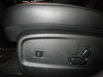 2012 Chrysler 300C  Base