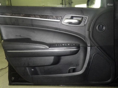 2012 Chrysler 300C  Base