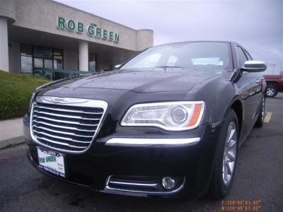 2012 Chrysler 300C  Base