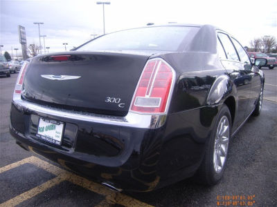 2012 Chrysler 300C  Base