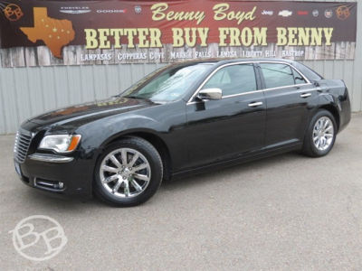 2013 Chrysler 300C  Base