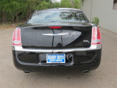2013 Chrysler 300C  Base