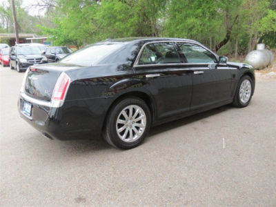 2013 Chrysler 300C  Base