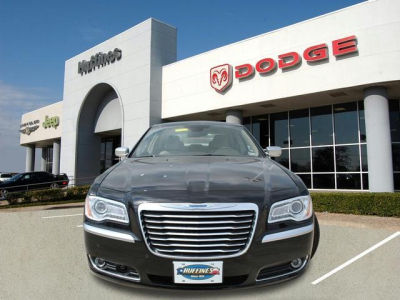 2012 Chrysler 300C  Luxury Series