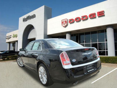 2012 Chrysler 300C  Luxury Series