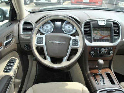 2012 Chrysler 300C  Luxury Series