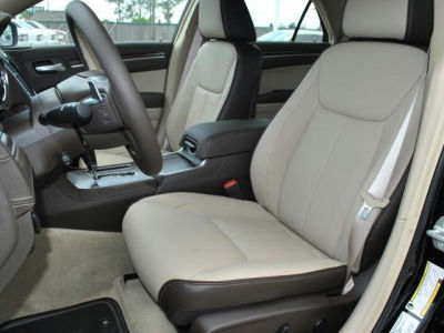 2012 Chrysler 300C  Luxury Series