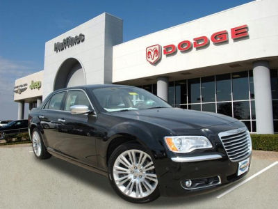 2012 Chrysler 300C  Luxury Series