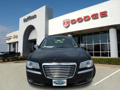 2012 Chrysler 300C  Luxury Series