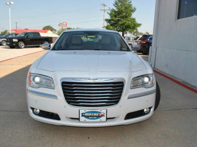 2012 Chrysler 300C  Luxury Series