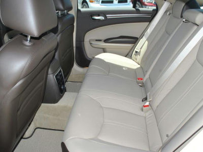 2012 Chrysler 300C  Luxury Series