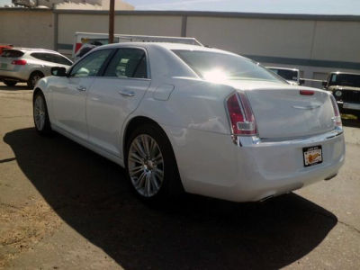 2012 Chrysler 300C  Base