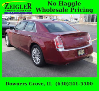 2013 Chrysler 300C  Base