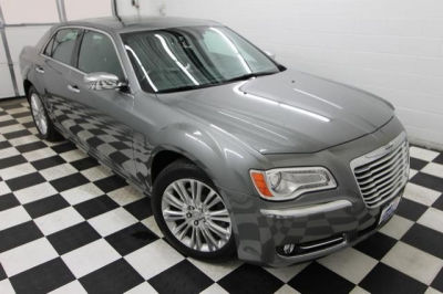 2012 Chrysler 300C