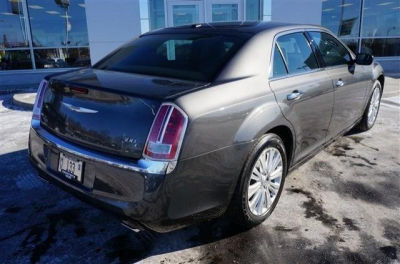 2013 Chrysler 300C  Base