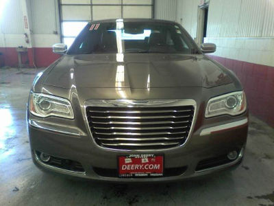 2011 Chrysler 300C  Base