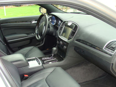 2011 Chrysler 300C  Base