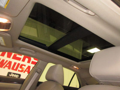 2011 Chrysler 300C  Base