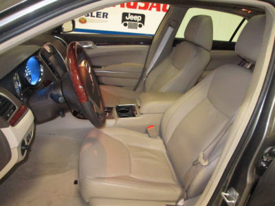2011 Chrysler 300C  Base