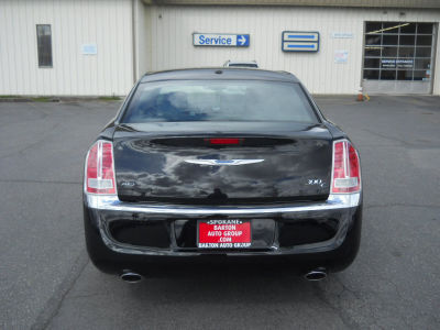 2012 Chrysler 300C  Base