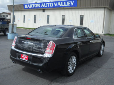 2012 Chrysler 300C  Base
