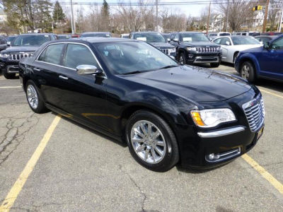 2012 Chrysler 300C  Base