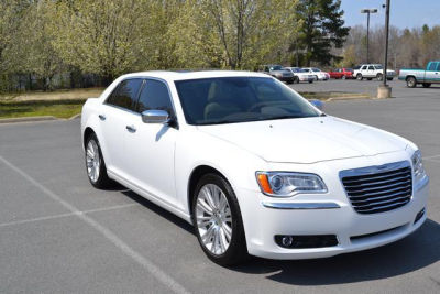 2012 Chrysler 300C  Base