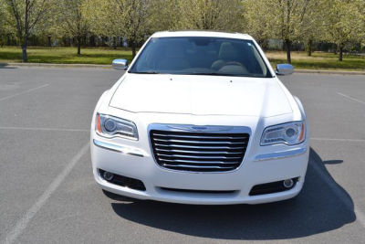 2012 Chrysler 300C  Base