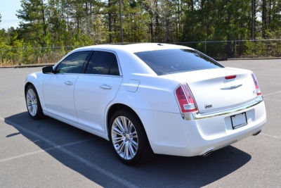2012 Chrysler 300C  Base