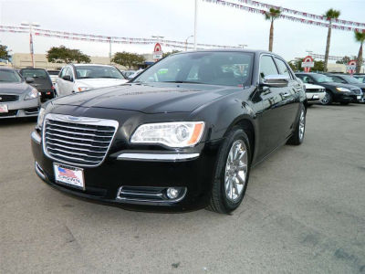 2012 Chrysler 300C  Base