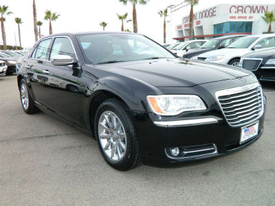 2012 Chrysler 300C  Base