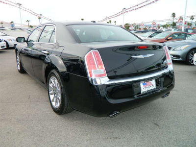 2012 Chrysler 300C  Base