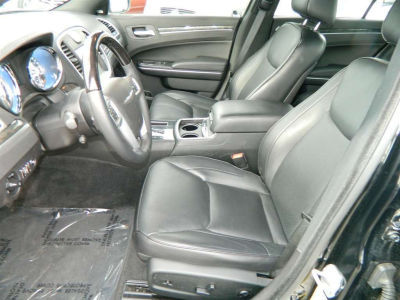 2012 Chrysler 300C  Base