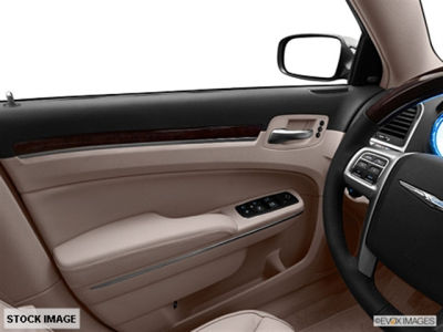 2011 Chrysler 300C  Base