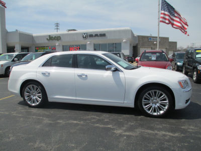 2011 Chrysler 300C  Base
