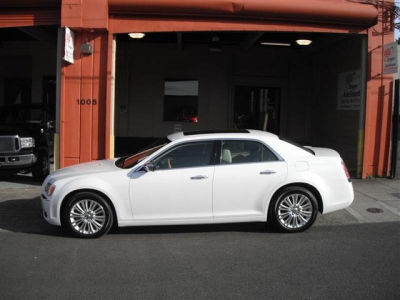 2012 Chrysler 300C