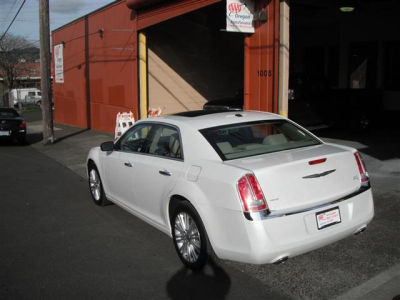 2012 Chrysler 300C