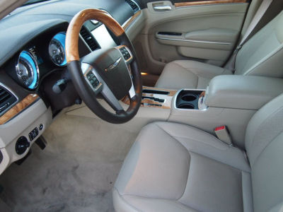 2012 Chrysler 300C  Base
