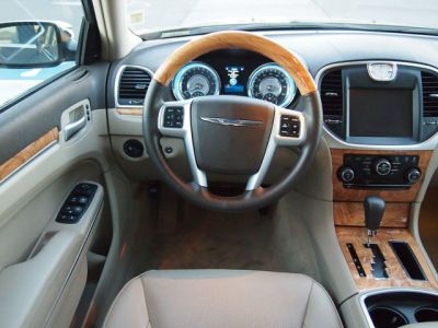 2012 Chrysler 300C  Base