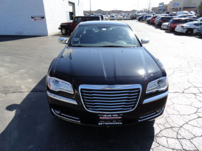 2013 Chrysler 300C  Base