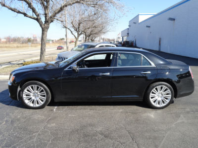 2013 Chrysler 300C  Base