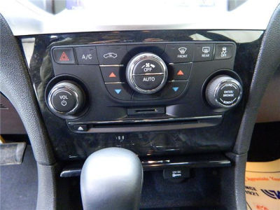 2011 Chrysler 300C  Base